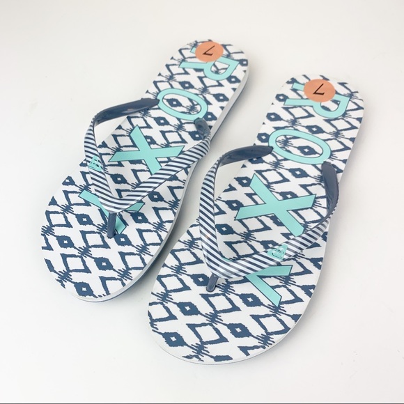 Roxy Shoes - Roxy ikat aztec tribal flip flops striped